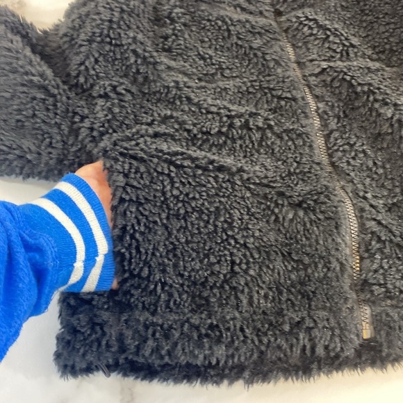 BDG Urban Outfitters Teddy Coat Jacket Women Small Black Zip Up Cropped Fuzzy - Picture 10 of 10